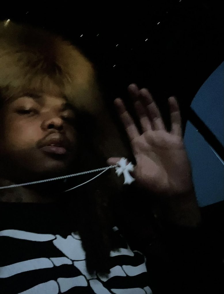 siyahhendrix's tweet image. enjoyin life