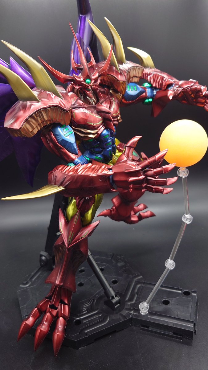nosukecf345's tweet image. お待たせしました。
こちらオベリスクの巨神兵ゲッター風味マシマシになります。
「ゲッターオベリスク」とでも名付けましょうか。
このキット、非常にポテンシャルが高く、塗り分けすればかなり映えます。
可動範囲は狭いですが、造形的にはかなり素晴らしいかと。
塗装しないのは損ですよ。