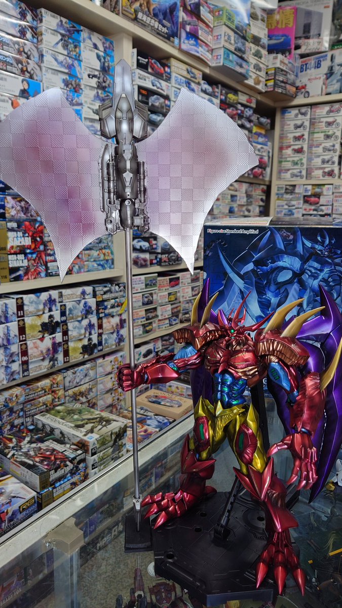 nosukecf345's tweet image. お待たせしました。
こちらオベリスクの巨神兵ゲッター風味マシマシになります。
「ゲッターオベリスク」とでも名付けましょうか。
このキット、非常にポテンシャルが高く、塗り分けすればかなり映えます。
可動範囲は狭いですが、造形的にはかなり素晴らしいかと。
塗装しないのは損ですよ。