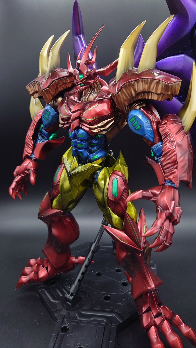 nosukecf345's tweet image. お待たせしました。
こちらオベリスクの巨神兵ゲッター風味マシマシになります。
「ゲッターオベリスク」とでも名付けましょうか。
このキット、非常にポテンシャルが高く、塗り分けすればかなり映えます。
可動範囲は狭いですが、造形的にはかなり素晴らしいかと。
塗装しないのは損ですよ。