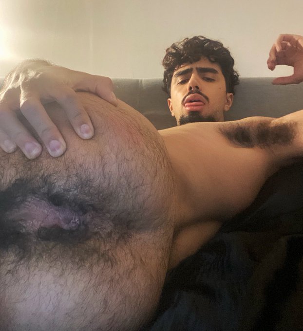 Metro0Man's tweet photo. Chudai...🍆🍆🍆 https://t.co/VObjRNW9fi