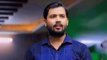 गलती इसकी नहीं है कौम में ही गद्दारी छुपी हुई है ।