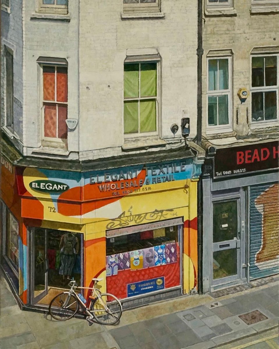 ‘Elegance, Spitalfields’ 2024. Late afternoon mid-week, when street market areas usually have a desolate, abandoned aura. Not so in Middlesex Street, Petticoat Lane market! A painting for this week’s heatwave! ⁦<a href="/thegentleauthor/">Spitalfields Life</a>⁩ ⁦<a href="/ahistoryinart/">Richard Morris</a>⁩ ⁦