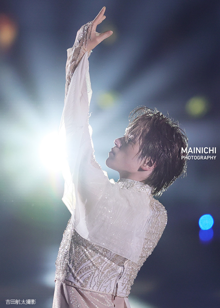 #フィギュアスケート で昨年引退した #宇野昌磨 さんが初プロデュースしたアイスショー「Ice　Brave」の千秋楽公演が、新潟市のMGC三菱ガス化学アイスアリーナでありました。
写真特集→mainichi.jp/graphs/2025071…