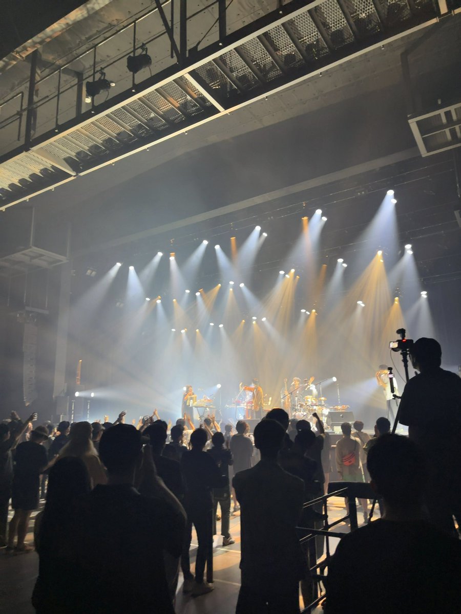 yss15431's tweet photo. トクマルシューゴってノーマークだったけどEMOの匂いがして良かったです。
#hello_indie_2025
#トクマルシューゴ https://t.co/iY5GPwXhMq
