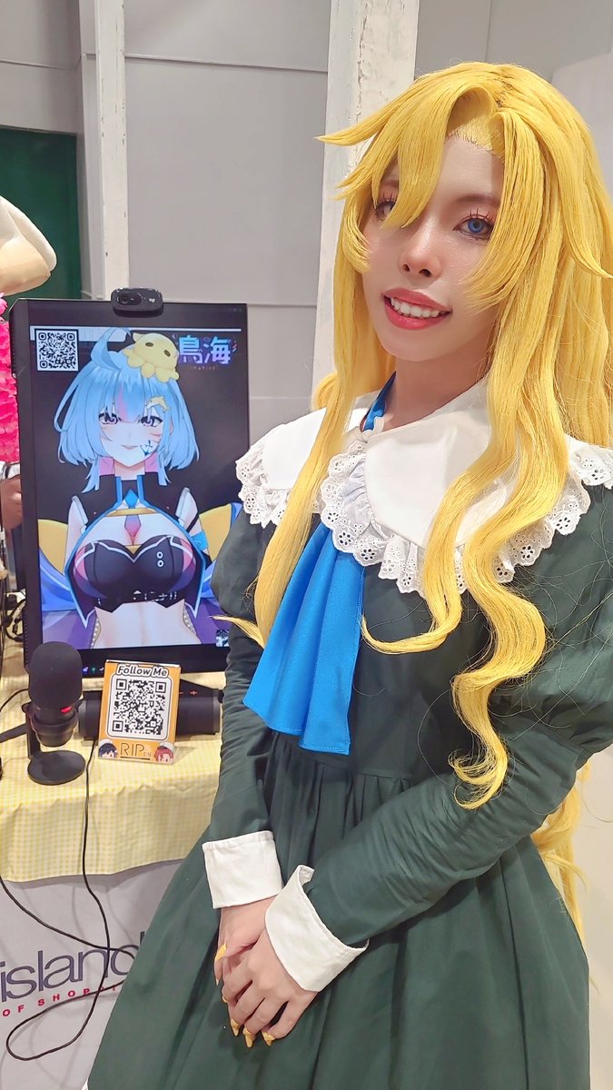 mermel_cos tweet media