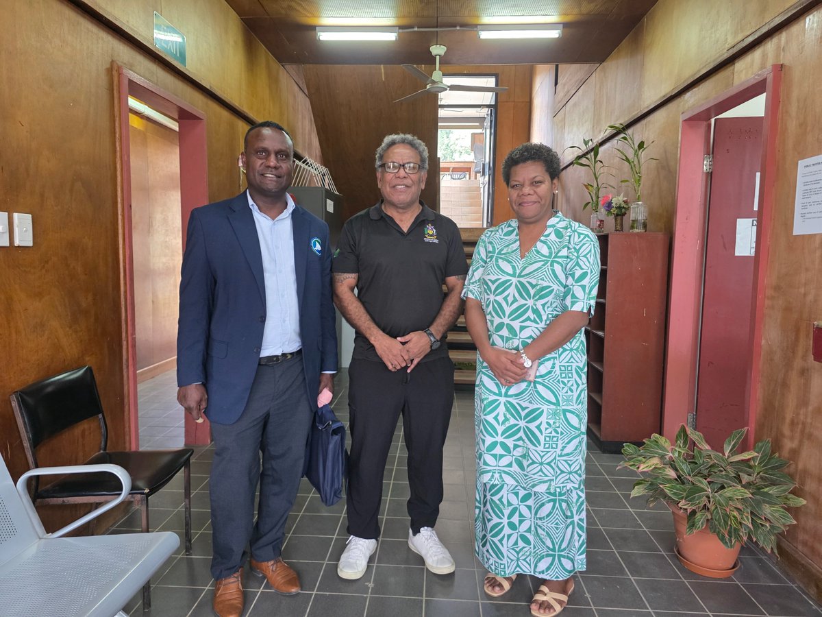 MsgSecretariat's tweet image. Permanent Secretary of the 🇸🇧 Ministry of Justice and Legal Affairs @GeorgeHoaau has assured his Ministry's full support on legal and institutional issues to the @MsgSecretariat following a recent courtesy call by @DGMSG_Sec @IlanKiloe in Honiara.