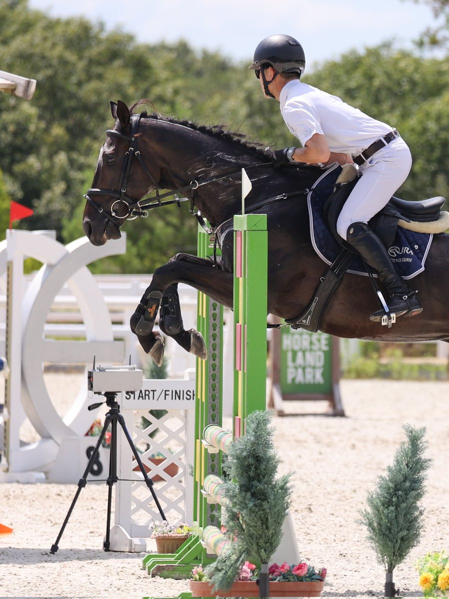 fs305Mixer's tweet image. ついこの前まで現役で走っていた
ディープボンド。
短期間でここまでできるなんて凄い👏✨
また応援に行きます😊

#ディープボンド 
 #RRC   #三木ホースランドパーク