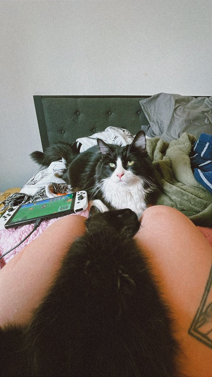 ITS OUR BIG DUMB BABIES FIRST BIRTHDAY I AM CRYING OLIVER IS THE LIGHT OF MY LIFE MY WATER LOVING CURIOUS SILLY LITTLE BABY I LOVE YOU