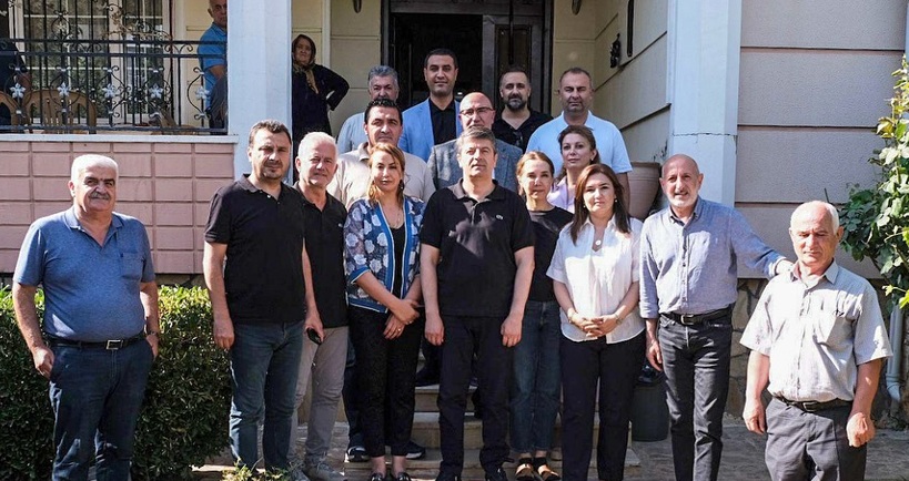 Hukuksuzluğa Karşı Susmayacağız <a href="/nerminyldrmkara/">Nermin Yıldırım KARA</a> 
hataygazetesi.com/siyaset/hukuks…