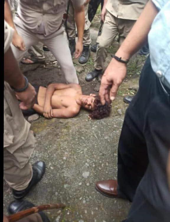 In Arunachal's Lower Dibang Valley, migrant worker Riza-ul-Karim was lynched by locals after accusing him of sexual assault on Fri. The deceased hails from Assam's Bongaigaon. A mob of 6-700 people assaulted him after getting him from police custody by vandalising Police Station.