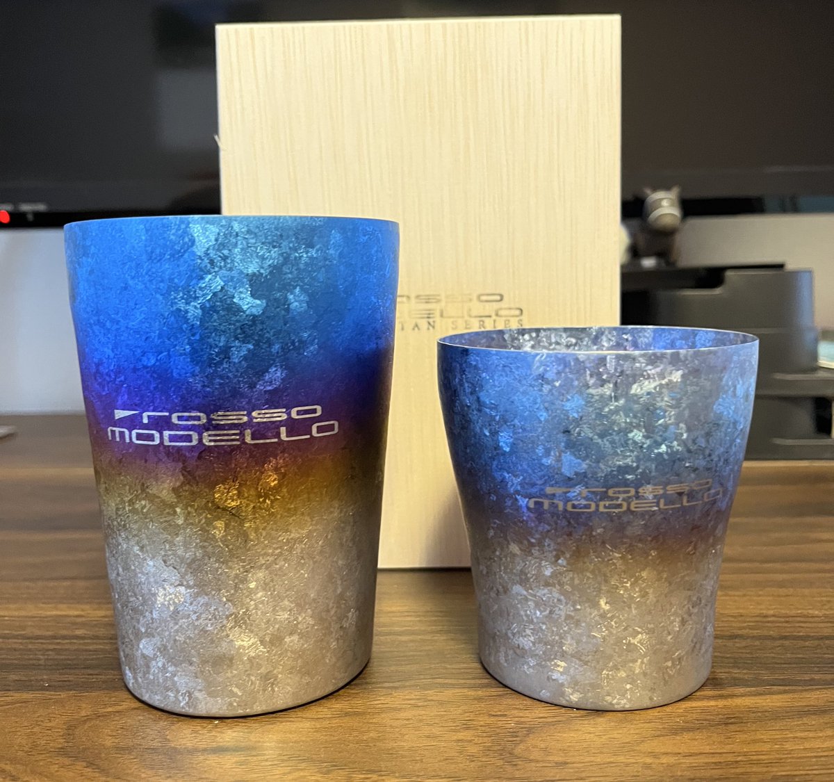 今日は消耗品だけ買う予定だったのに、商売上手なお姉様に乗せられて買わさせていただきました
もう少し大きいタンブラーがちょうど欲しかったのよ！
#ロッソモデロ