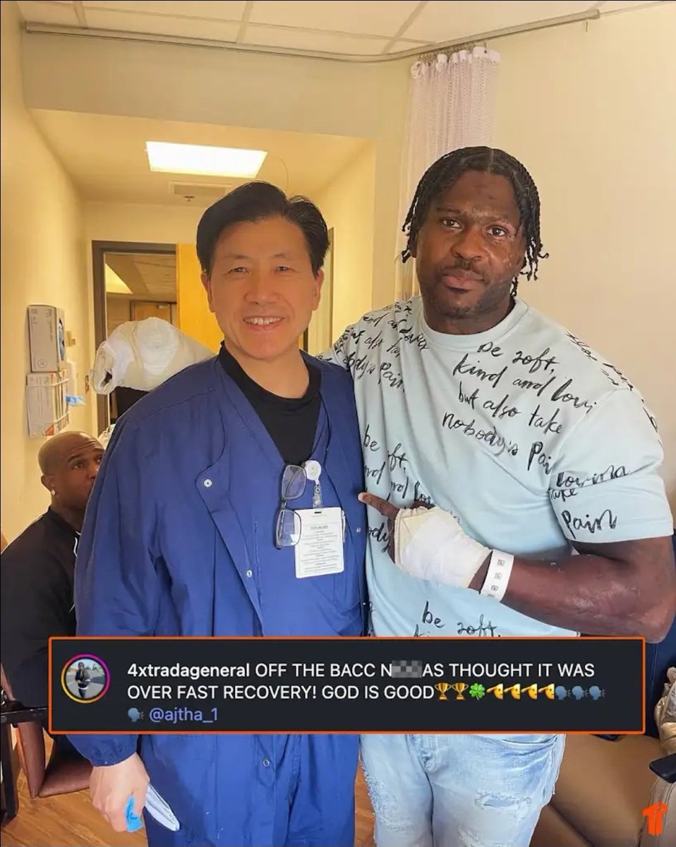 HughEMC's tweet image. 4Xtra blew up his hand on the #4thofjuly trying to toss qrt sticks of dynamite out a car window😖
This Dr did great work saving most of bruahs hand