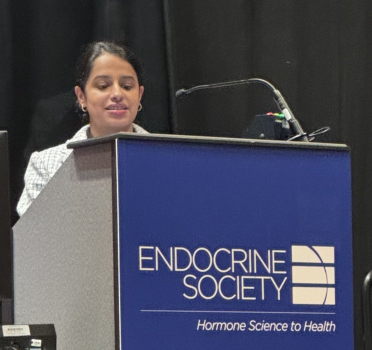 JoyYWu's tweet image. So proud of our amazing @StanfordEndo fellows @AngieRao92 and @tugceakcann who knocked it out of the park with their oral abstracts today at #ENDO2025!