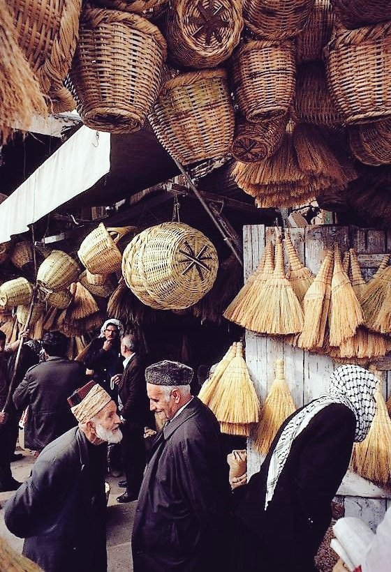 "Dost ile buluşmak hastaya şifadır .."

صباح الخير '💌