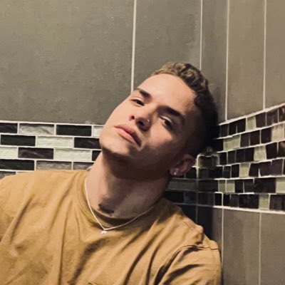 JaviBoy_Oficial's tweet photo. #NuevaFotoDePerfil https://t.co/8ZzyyXzXgz