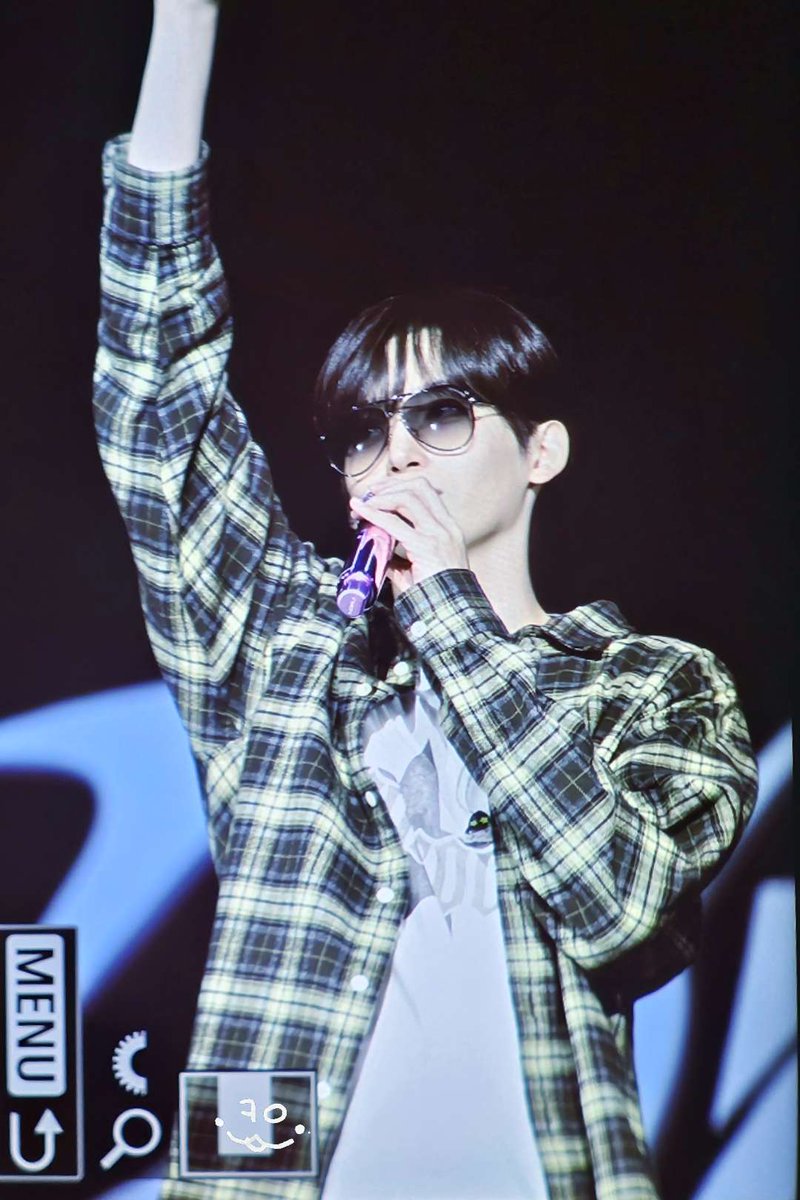 250713 사첵 정모

썬글라스 낀 모짱 선배

#크래비티 #CRAVITY #정모 #JUNGMO