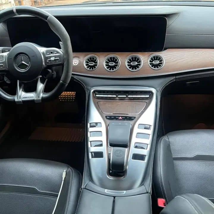 JojoAutos's tweet image. UPDATE‼️UPDATE ‼️UPDATE ‼️
SUNDAY MARKET ‼️
2023 Mercedes Benz GT-53 AMG edition
Price - 113M
Location Lagos Nigeria
For only serious buyers only .