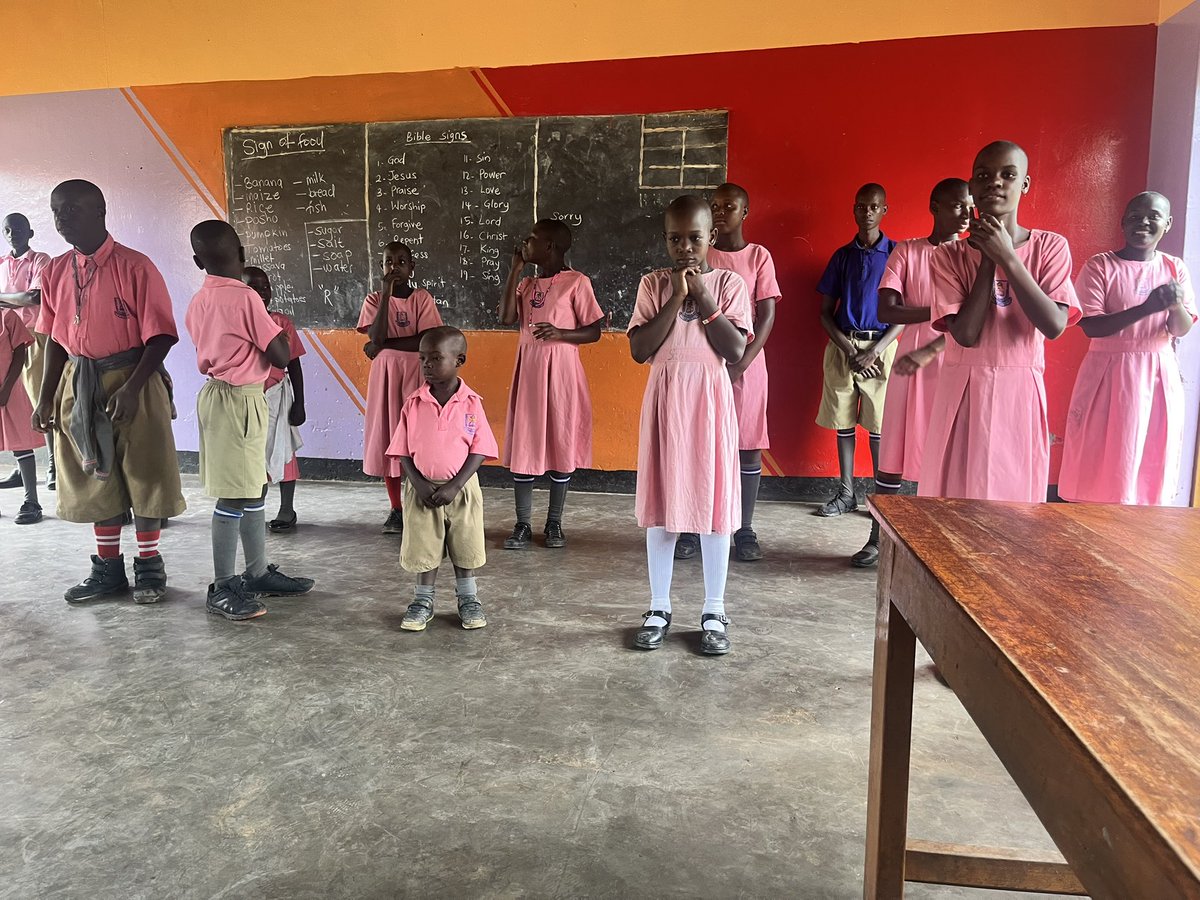 💫Yesterday we had our academic📚📚 visitation day which focused on parents understanding the academic progress of their children.
✨Part  of our visitation day  was entertainment 💃💃from the students which lit the day with happiness.