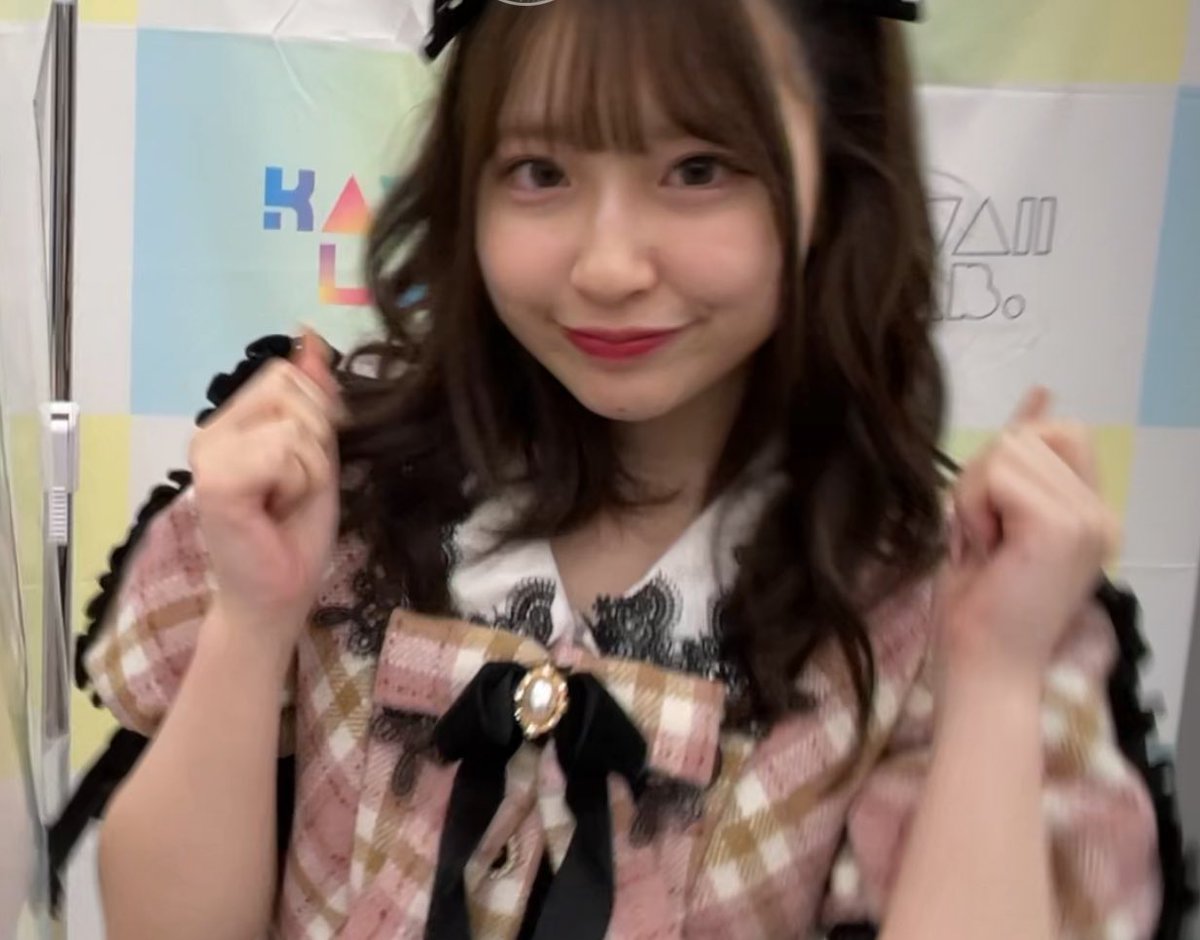 ひな tweet media