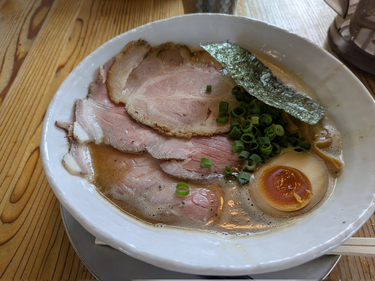 早めに仕事終わったからラーメン食べて帰る
