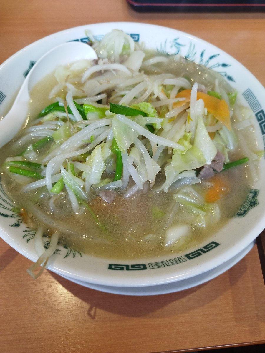 久しぶりすぎる日高屋の野菜たっぷりタンメン