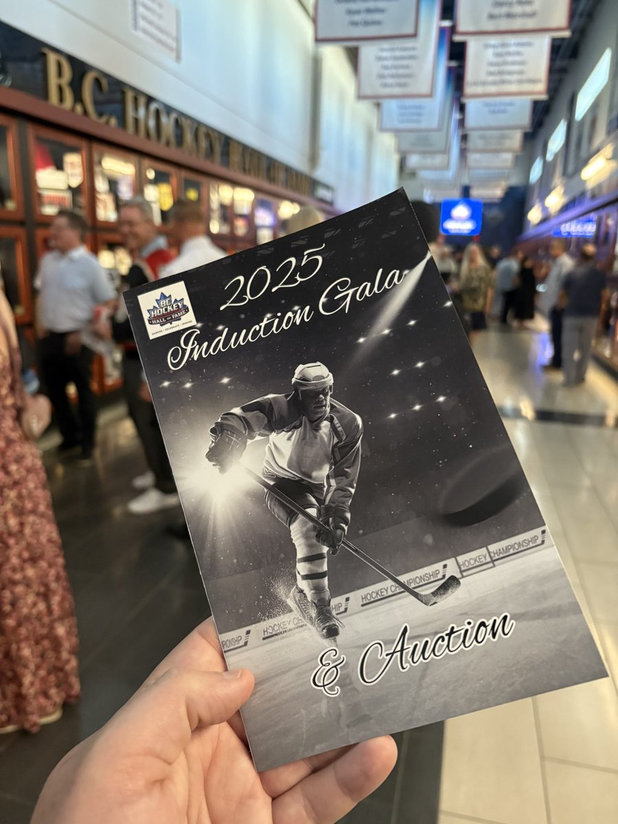 Joey Kenward (@kenwardskorner) on Twitter photo Class of 2025 inductees into <a href="/BCHHoF/">BC Hockey Hall of Fame</a> being honoured tonight at the Hall’s location in Penticton, B.C. Class of 2025 inductees into <a href="/BCHHoF/">BC Hockey Hall of Fame</a> being honoured tonight at the Hall’s location in Penticton, B.C.