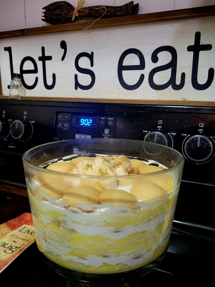 TotallyTrifle's tweet photo. Banana Pudding Trifle
#totallytrifle https://t.co/4ggk2TDRS2