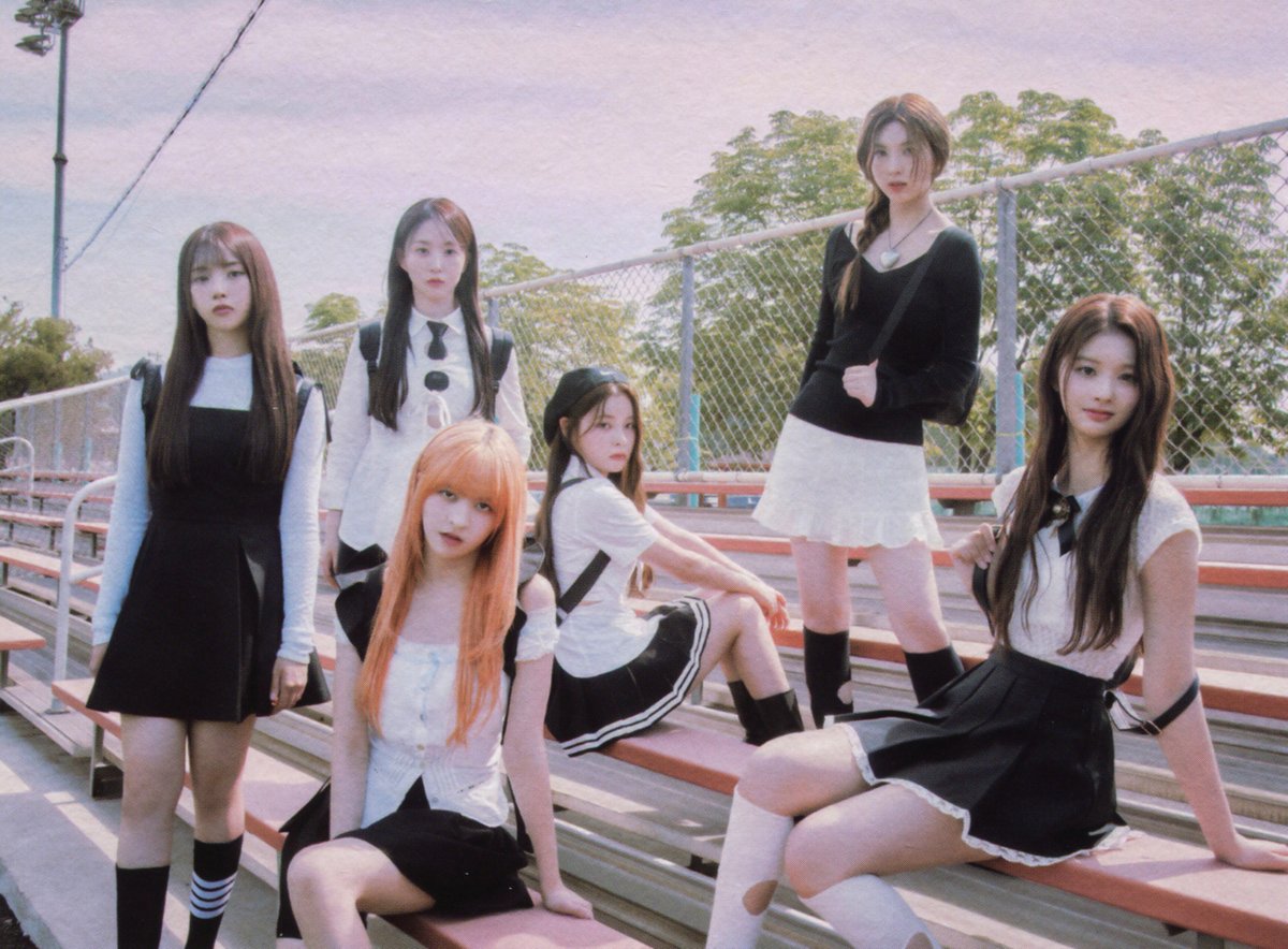 WhatisLOVE4321's tweet photo. [SCAN] A Midsummer NMIXX’s Dream (NSWER Ver.)
A

#NMIXX #엔믹스
#A_Midsummer_NMIXXs_Dream
#Party_O_Clock https://t.co/8oEPaDd2KD