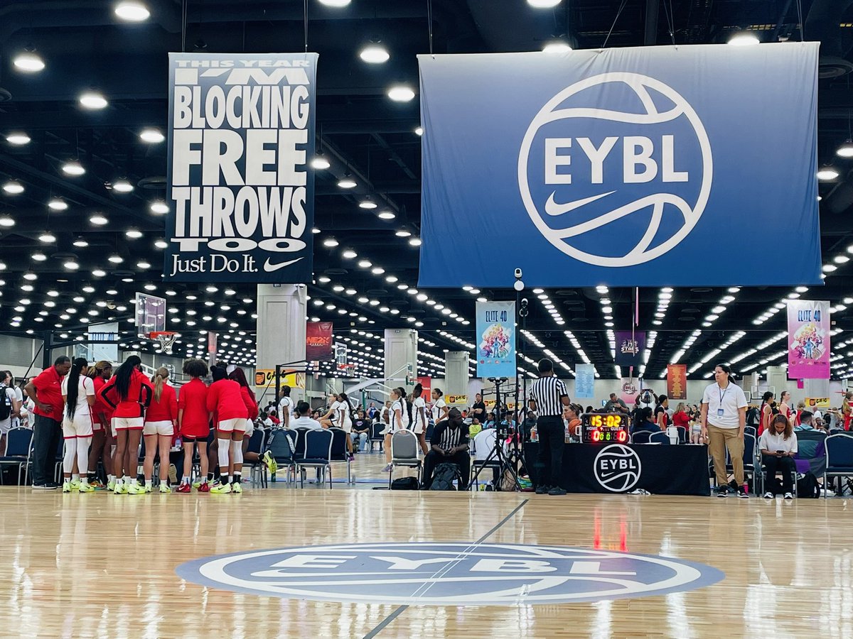 Coach Major (@coachmajor_sc) on Twitter photo KEEP GRINDING LADIES!!!!!
<a href="/NikeGirlsEYBL/">Nike Girls EYBL</a> X <a href="/nikegirlseycl/">Nike Girls EYBL Champions League</a> Louisville, KY <a href="/TFNsRun4Roses/">TFN's Run 4 Roses</a>
#DreamChasers KEEP GRINDING LADIES!!!!!
<a href="/NikeGirlsEYBL/">Nike Girls EYBL</a> X <a href="/nikegirlseycl/">Nike Girls EYBL Champions League</a> Louisville, KY <a href="/TFNsRun4Roses/">TFN's Run 4 Roses</a>
#DreamChasers