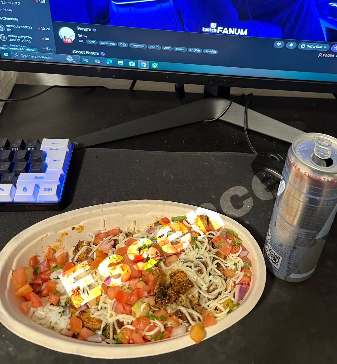 Agtesnx's tweet image. Chipotle eats with a redbull for tonight