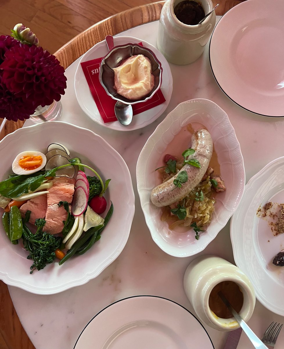 MeetMelKo's tweet image. Verjus was one is my favorite meals in recent history. The perfect setting for a leisurely lunchtime romp ✨