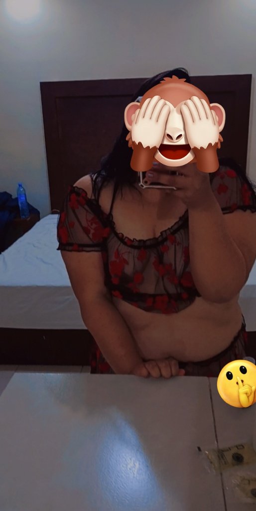 2342tiffani's tweet photo. Se antoja poner cuernitos 🥴😏,alguien que se anime👀 https://t.co/cOAPaeTndC