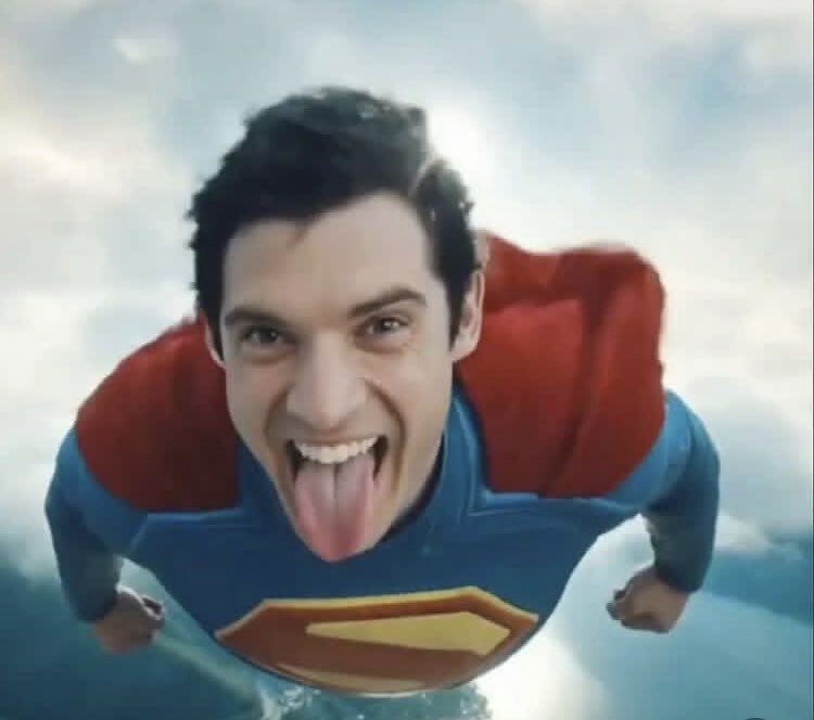 johnbloopy's tweet image. last thing she see before I eat that va jay jay #Superman