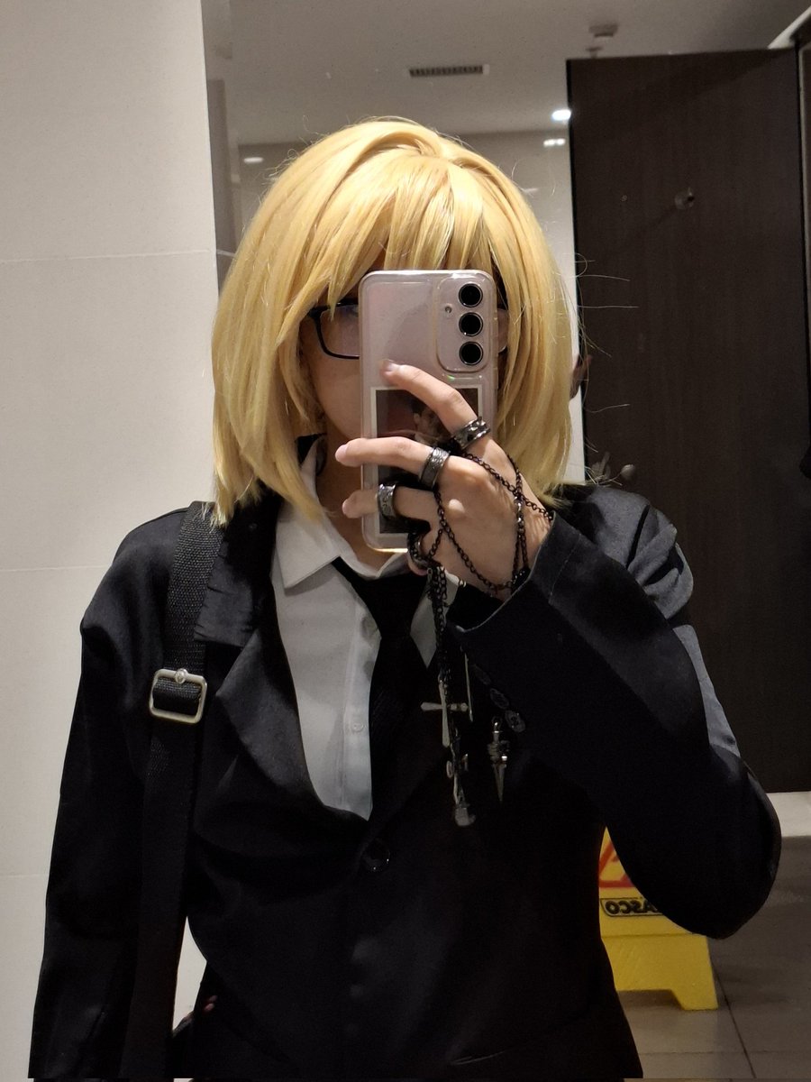 zel ⋆˙⟡ tweet media