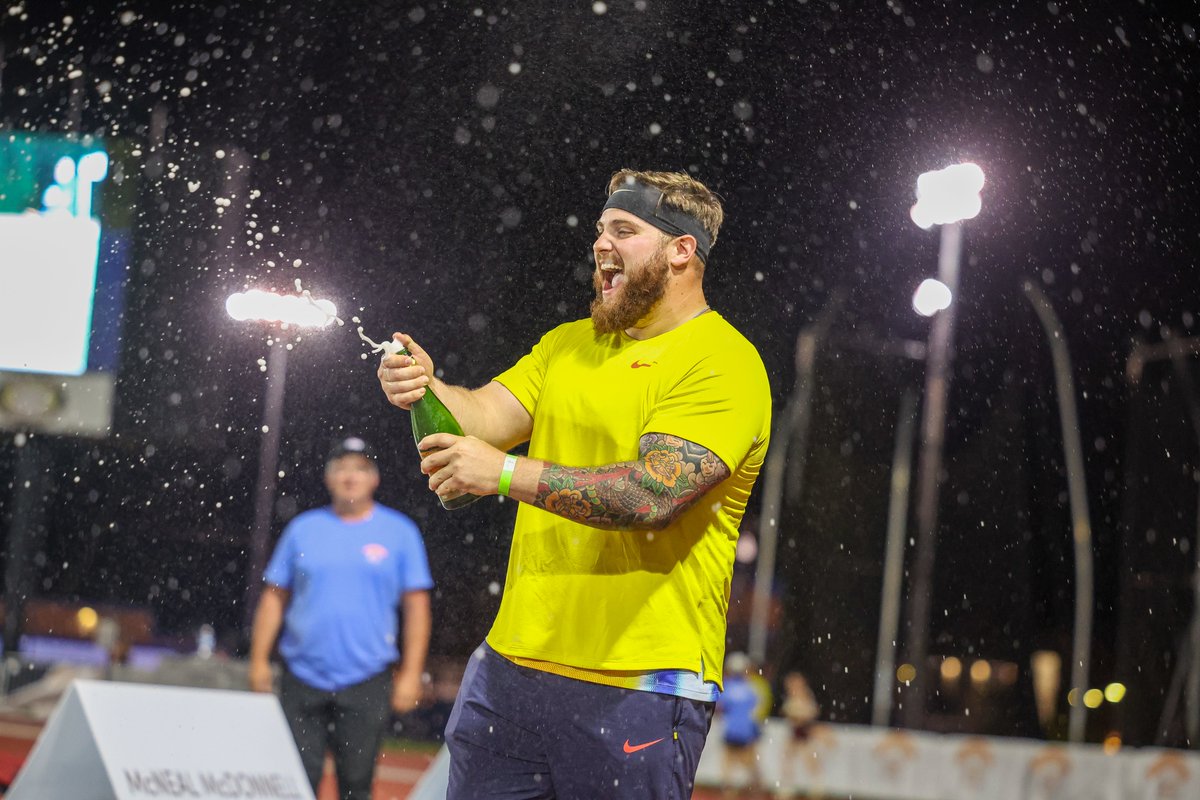FloTrack (@flotrack) on Twitter photo Tripp Piperi wins a shot put showdown with a clutch 21.88m bomb! 💥🔥
🥇 Tripp Piperi – 21.88m
🥈 Chuk Enekwechi – 21.67m
🥉 Roger Steen – 21.66m
📸 <a href="/WesHalePhoto/">Wes Hale - RAD Action Photography</a> Tripp Piperi wins a shot put showdown with a clutch 21.88m bomb! 💥🔥
🥇 Tripp Piperi – 21.88m
🥈 Chuk Enekwechi – 21.67m
🥉 Roger Steen – 21.66m
📸 <a href="/WesHalePhoto/">Wes Hale - RAD Action Photography</a>