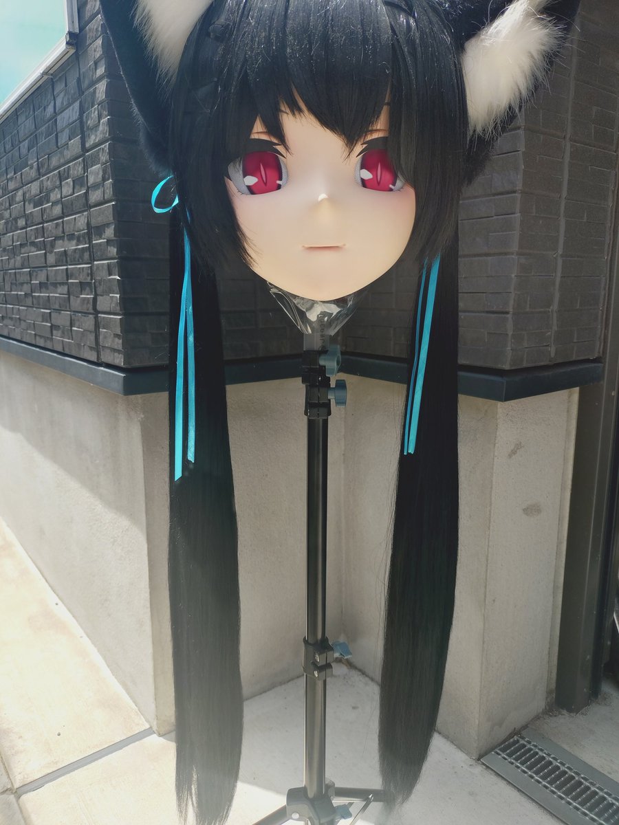 今日は二ヶ月ぶりの一日休み。
ホームページ更新して、届いた衣装にアイロンかけて、預かってる子の髪メンテして……
サラッサラのツヤツヤにしてやったぜぃ