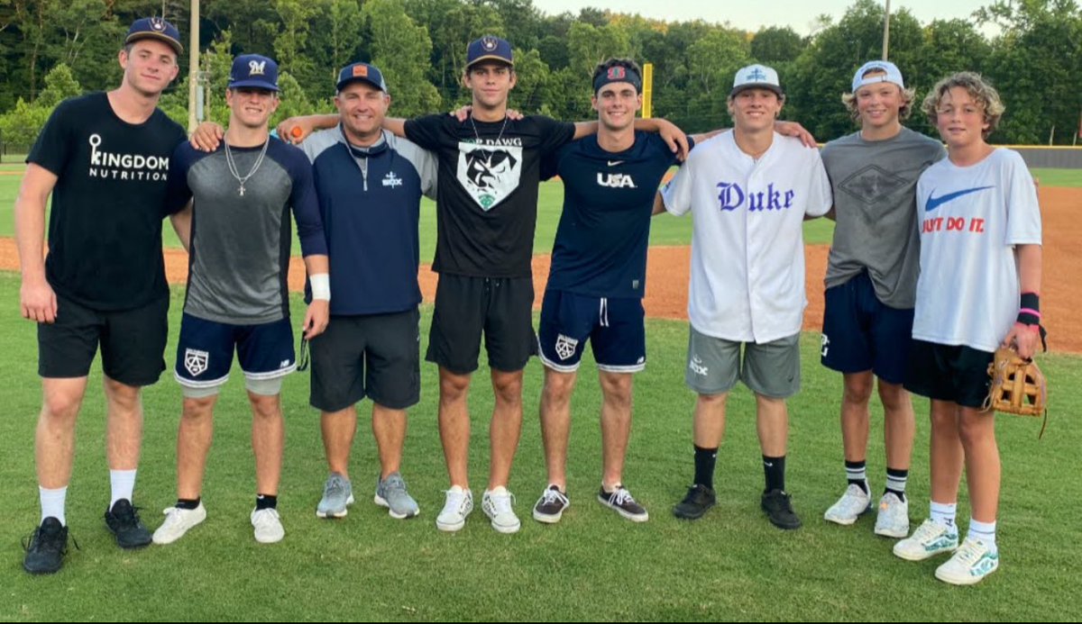 <a href="/Athletics/">Athletics</a> game tonight and I get to see <a href="/Maxmuncy_8/">Max Muncy</a> 

Back in 2020, he was a part of a pretty special BP session.