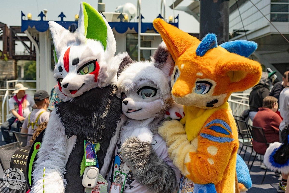 WE ON THA MOTHAF****IN BOAT, B**CH!!!!

📸: Shutterbear
#AC2025