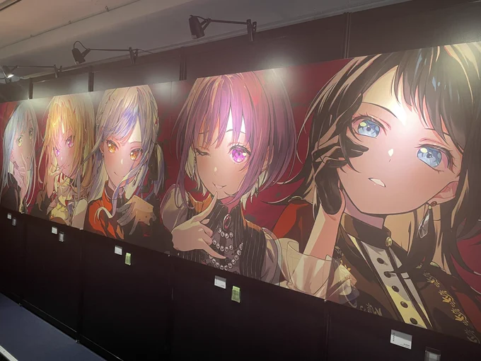 行ってきました! AveMujicaのイラストがドーンと展示されてましたー #信澤収イラスト展 #バンドリ