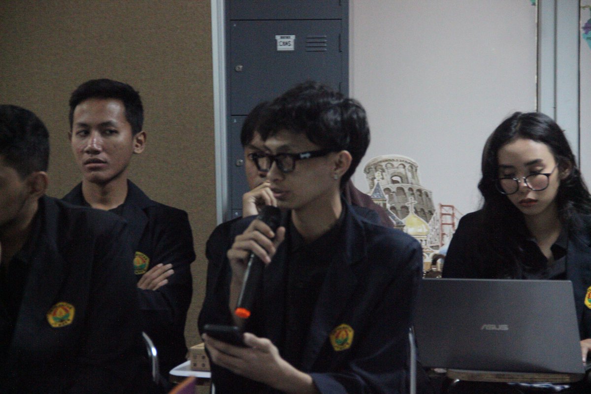 Hi Peeps! 👋🏻

Kegiatan RAKORWIL VI akhirnya sukses terlaksana pada 21 Juni 2025 🥳

Rakorwil adalah forum bulanan HIMAHI Wilayah 6 FKMHII untuk menyusun agenda dan menguatkan koordinasi antar anggota. Delegasi wajib hadir dan aktif berkontribusi

Yuk, intip keseruannya👀