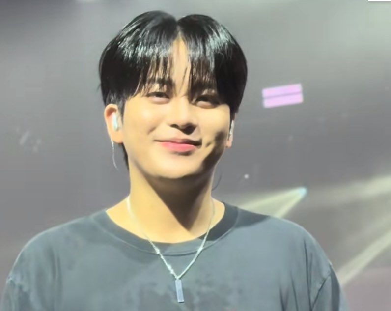 KHJBASE's tweet photo. jongho’s smile can really heal anything https://t.co/ekmXJXjkAf