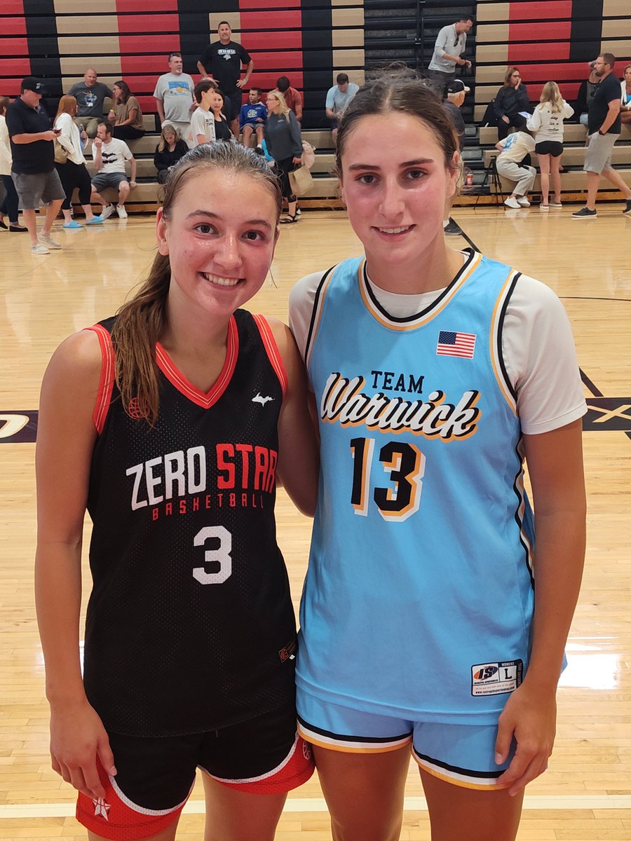 TheMRR7's tweet image. 7 Shouts 4 Standing Out (7S4SO) &amp;amp; Newcomers to Note (N2N):

Saturday from the @NorthTartan Meltdown in Shakopee, MN:

7S4SO--Saturday morning:
@AugieWBB commit @AddieSiemsen (5&apos;8&quot; G, &apos;26) of Sanford Sports Academy
     (pictured, #10)

@MatayaMess (5&apos;11&quot; W, &apos;26) of ND Phenom…