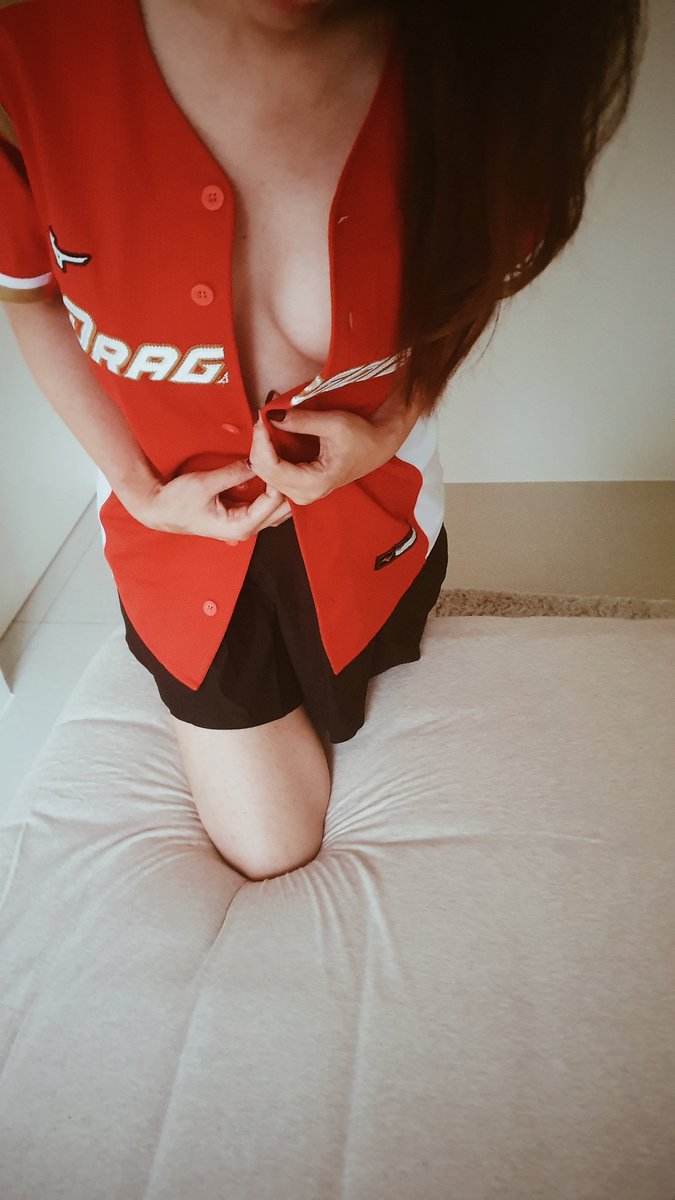 mikentr2021's tweet photo. 這種條件能成為老龍女嗎🤣
還是辦個中職六隊大亂鬥💪
#夫妻情侶聯誼
#淫妻分享 
#NTR https://t.co/lgZCQp5a1c