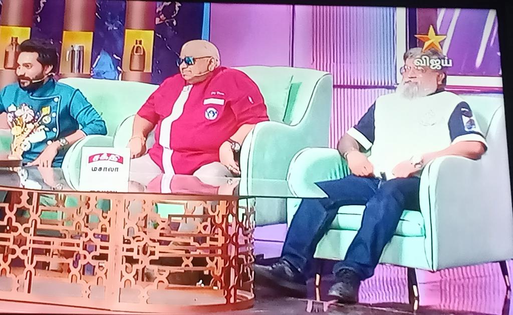 Elite_Hishalee's tweet image. #CookWithComali  குழந்தைகள் கூட சமைக்கும் போட்டி 

ஏன் என்ன கூப்பிடல நானும் ஒரு குழந்தை தானே தாமு ஐயா