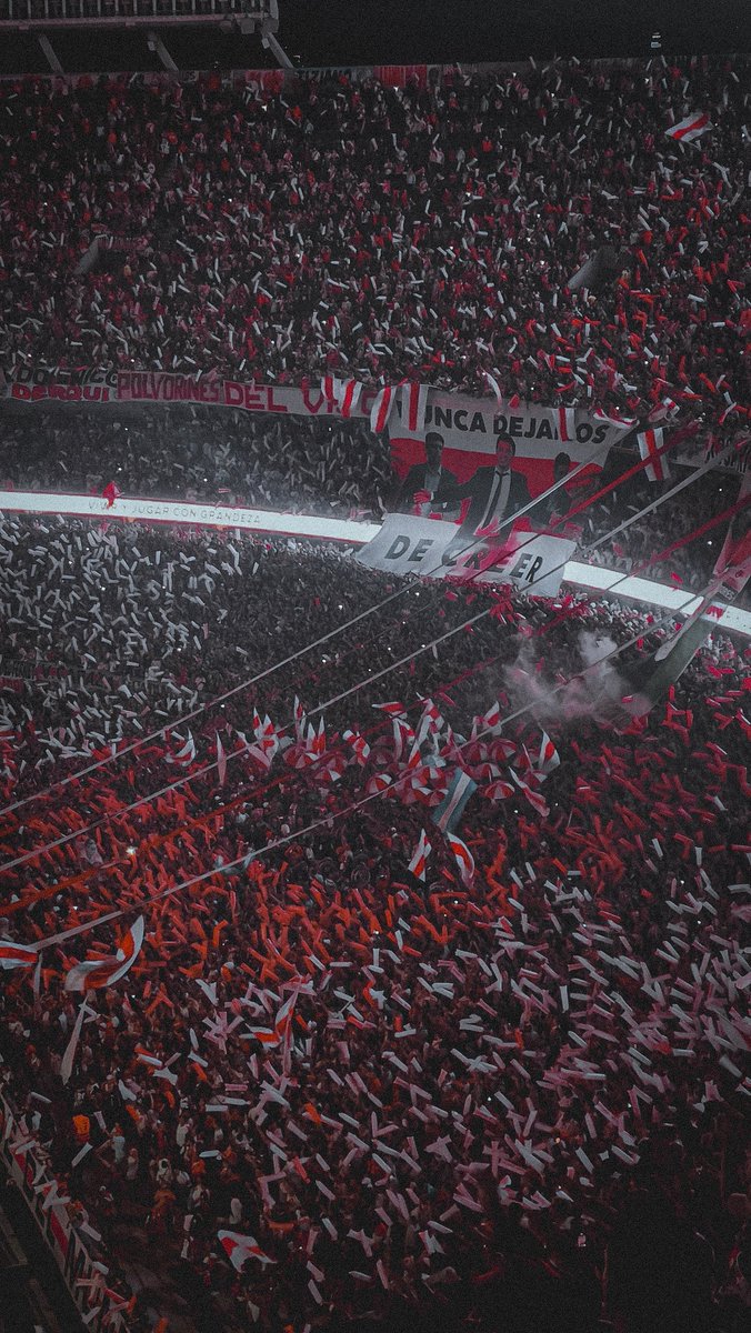 eze1901el's tweet photo. La alegría de saber que hoy se vuelve al monumental ❤️ https://t.co/ujmGfPbqtf