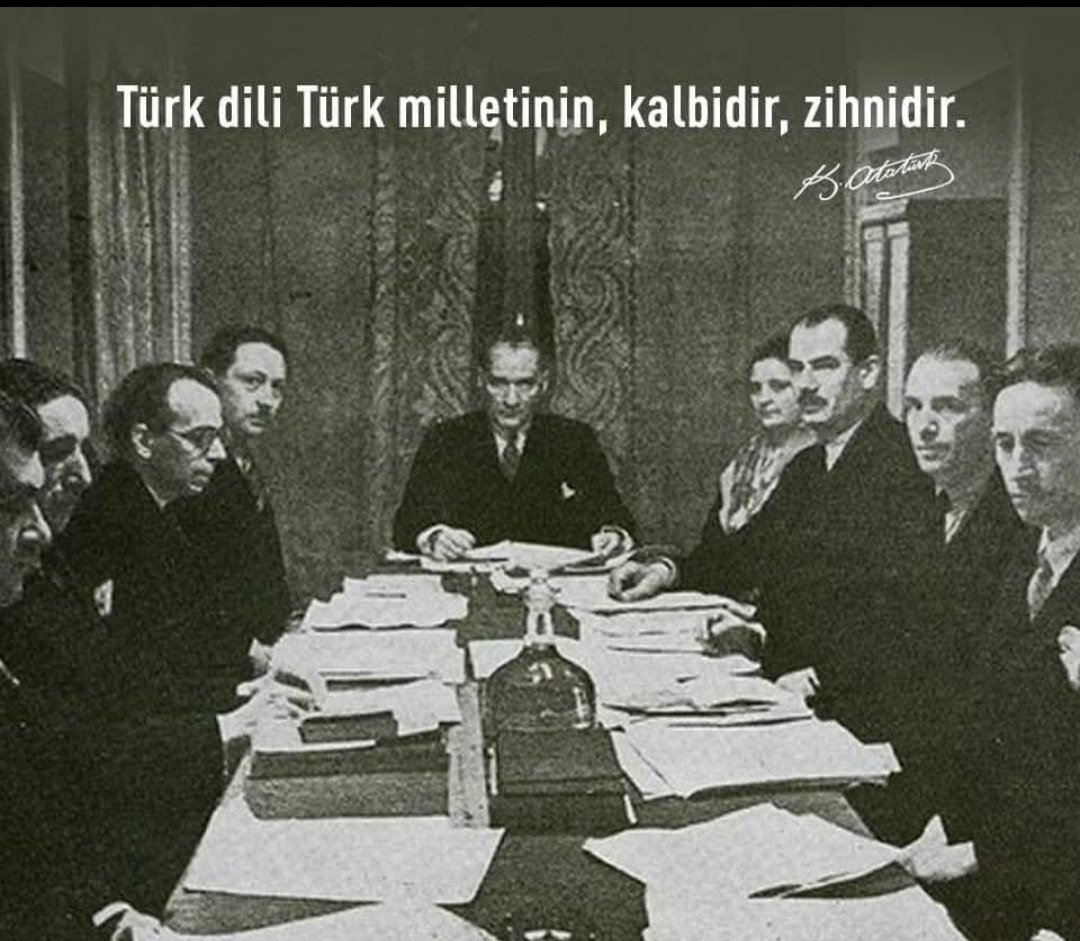 Milli duygu ile dil arasındaki
bağ, çok kuvvetlidir.
Dilin milli ve zengin olması,
milli duygunun gelişmesinde
başlıca etkendir..!!!

Mustafa Kemal ATATÜRK 🇹🇷