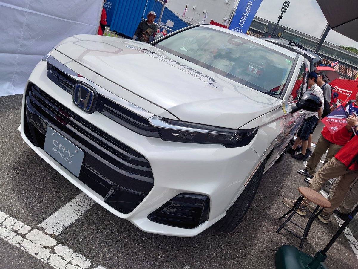 Reve_STANLEY's tweet photo. #CRVeFCEV  #CRV  #Honda燃料電池
 #燃料電池自動車  #水素
CR-V e:FCEV 水素で走ってます！ https://t.co/pE2gUOJN2t