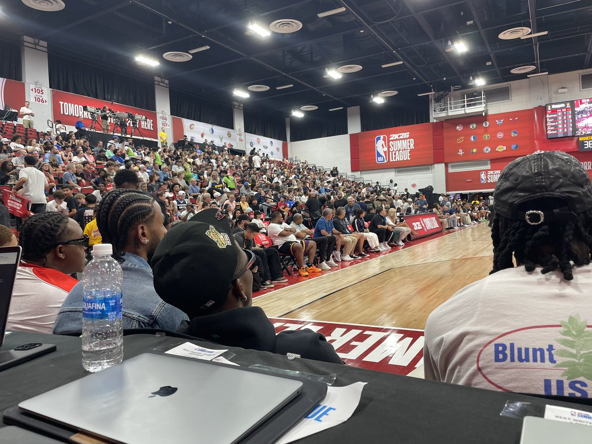 adukeMN's tweet image. Nickeil Alexander-Walker had joined the Wolves viewing party. 

#wolvesback