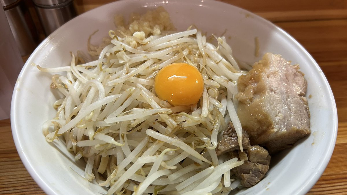 この世はわからないことが
たくさんある
どんな風が吹いても
負けない人になろう

それでも弱い奴
必ずいるもんだ
守ってあげましょう
それが強さなんだ

とにかく鍛えましょう
いたみをビビらずに
後悔の終わりは
いつも昨日のはず

今日から一番
たくましいのだ
お待たせしました すごい奴
今日から